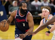 开云体育下载-加拿大球员加盟NBA休斯敦火箭，希望重返巅峰