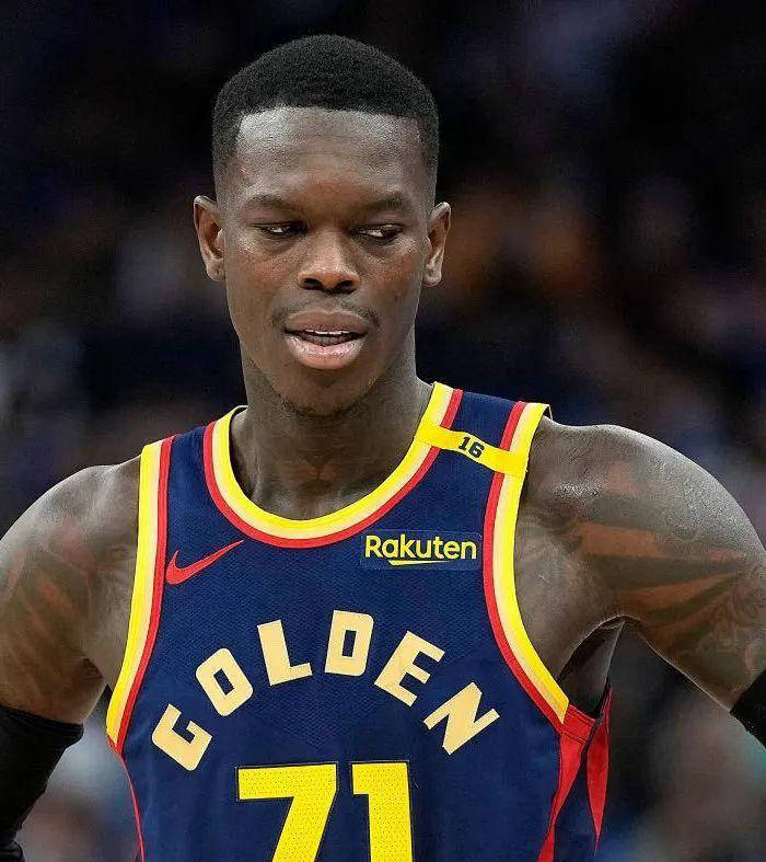 NBA球员因违规行为被处罚，影响比赛